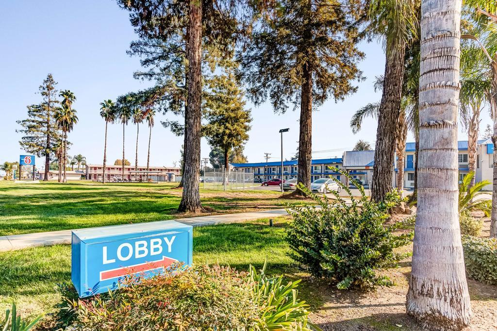 Motel 6-Visalia, Ca ภายนอก รูปภาพ