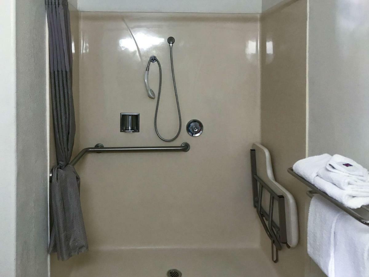Motel 6-Visalia, Ca ภายนอก รูปภาพ